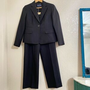 Evan Picone Black Pinstripe Pantsuit